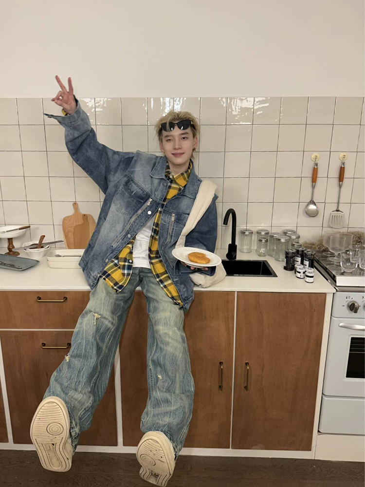 Vintage Washed Distressed Straight Leg Jeans for Men - Loose Fit Wide Leg Pants, Retro 90s Style