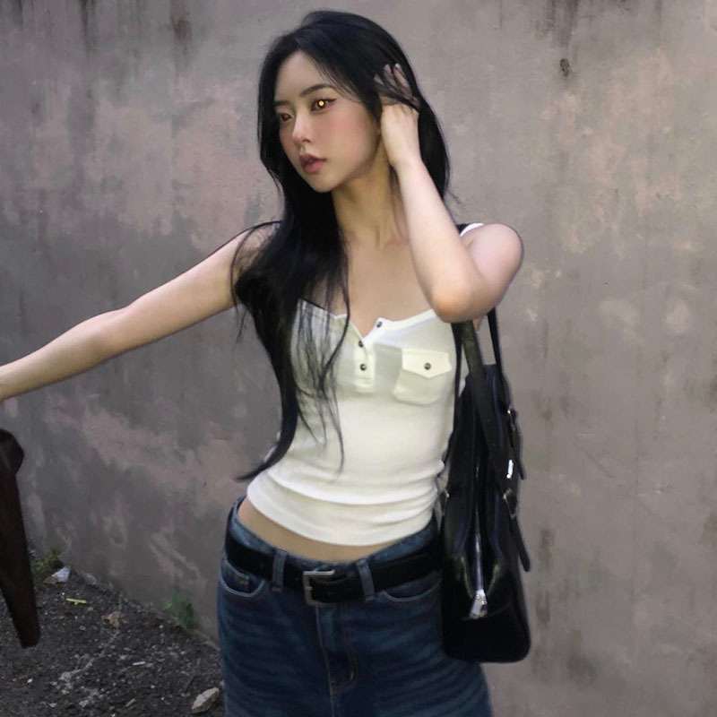 White Basic V-Neck Buttoned Strap Tank Top for Women, Slim-Fitting Waist-Exposing Design with Pocket, Casual Y2K Style