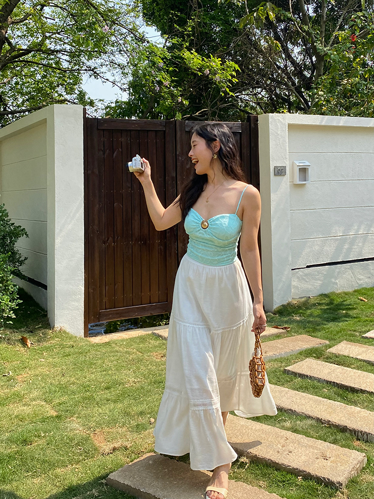 White High-Waisted French-Style Vacation Skirt - Itchy Texture Cake Skirt for Summer, Trendy and Chic