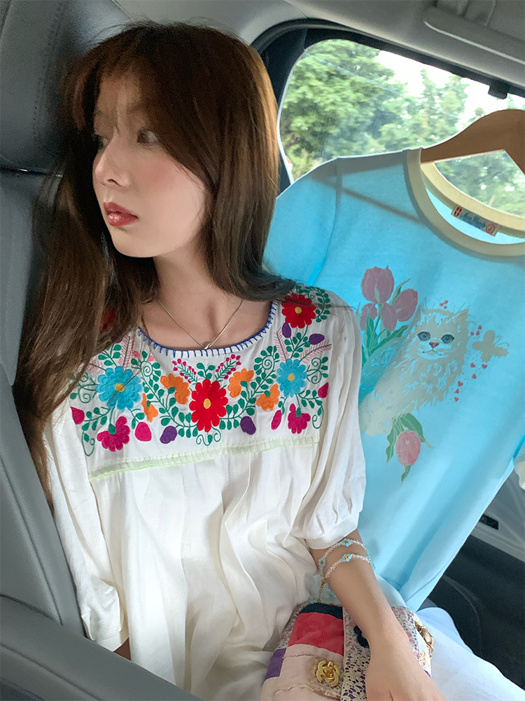 White Retro Embroidered Cotton-Linen Summer Dress for Women, Loose U-Neck Puff Sleeve, Vintage Style, Boho Fashion