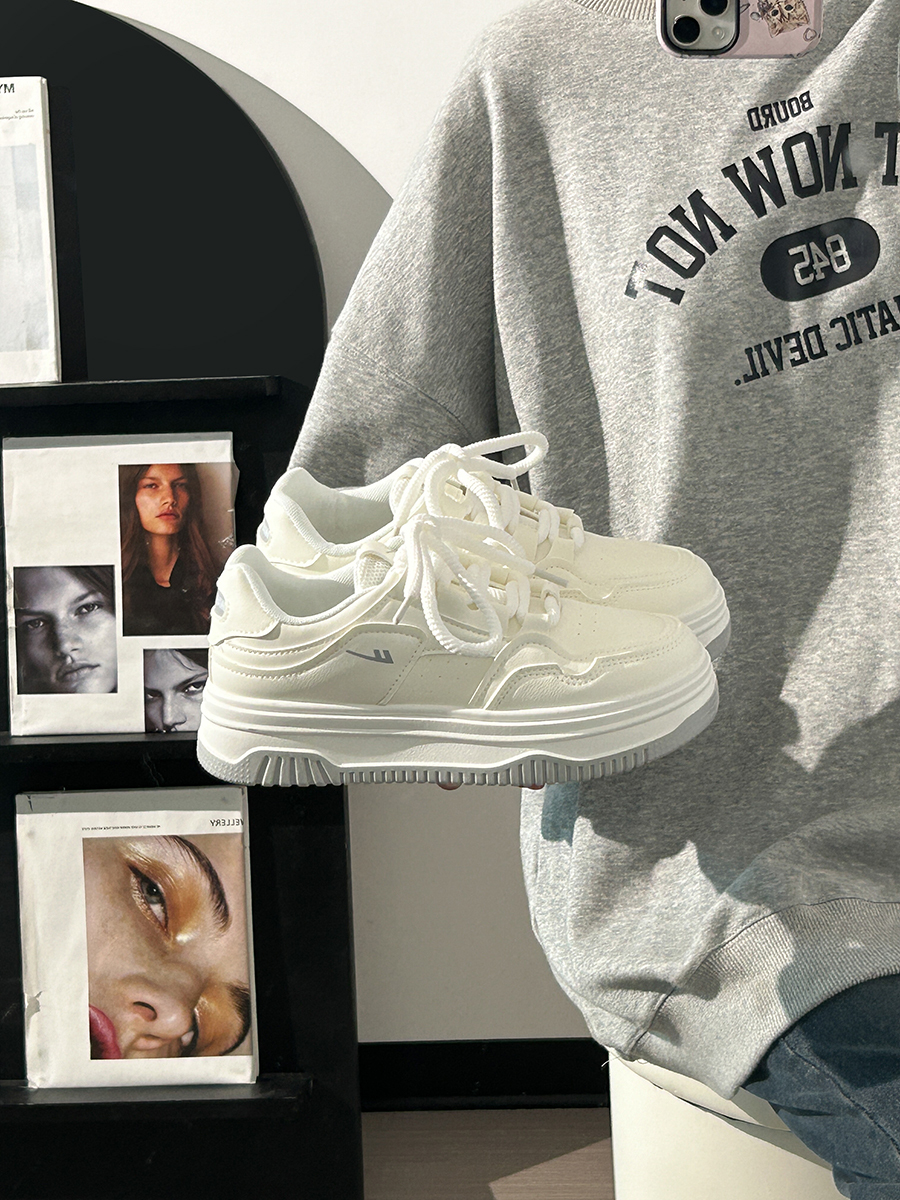 White Thick-Soled Casual Sneakers for Women - Simple Versatile Sports Shoes for Summer 2025, Trendy and Comfortable Footwear