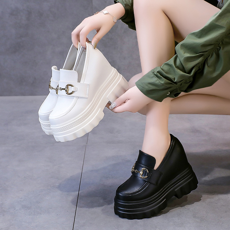 Women's Black Thick-Soled Platform Loafers - British Style 2024 Versatile Design for a Chic Niche Look