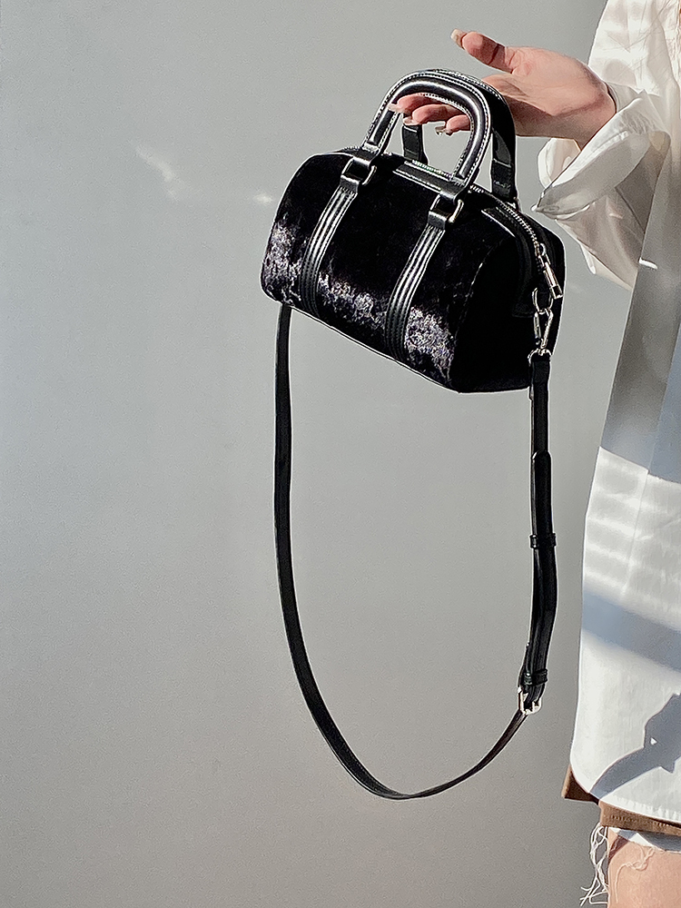 Women's Dark Aesthetic Boston Bag - Versatile Handbag, Shoulder & Crossbody Style, Korean Style 2025