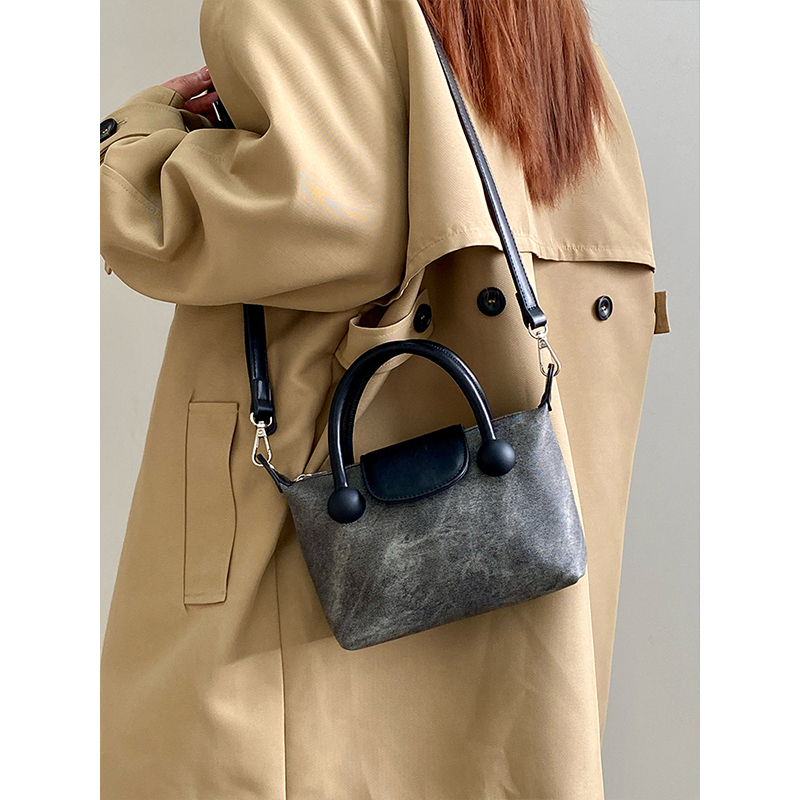 Women's High-End Fashion Shoulder Crossbody Handbag - Versatile Small Square Bag for 2025 Trendy Style