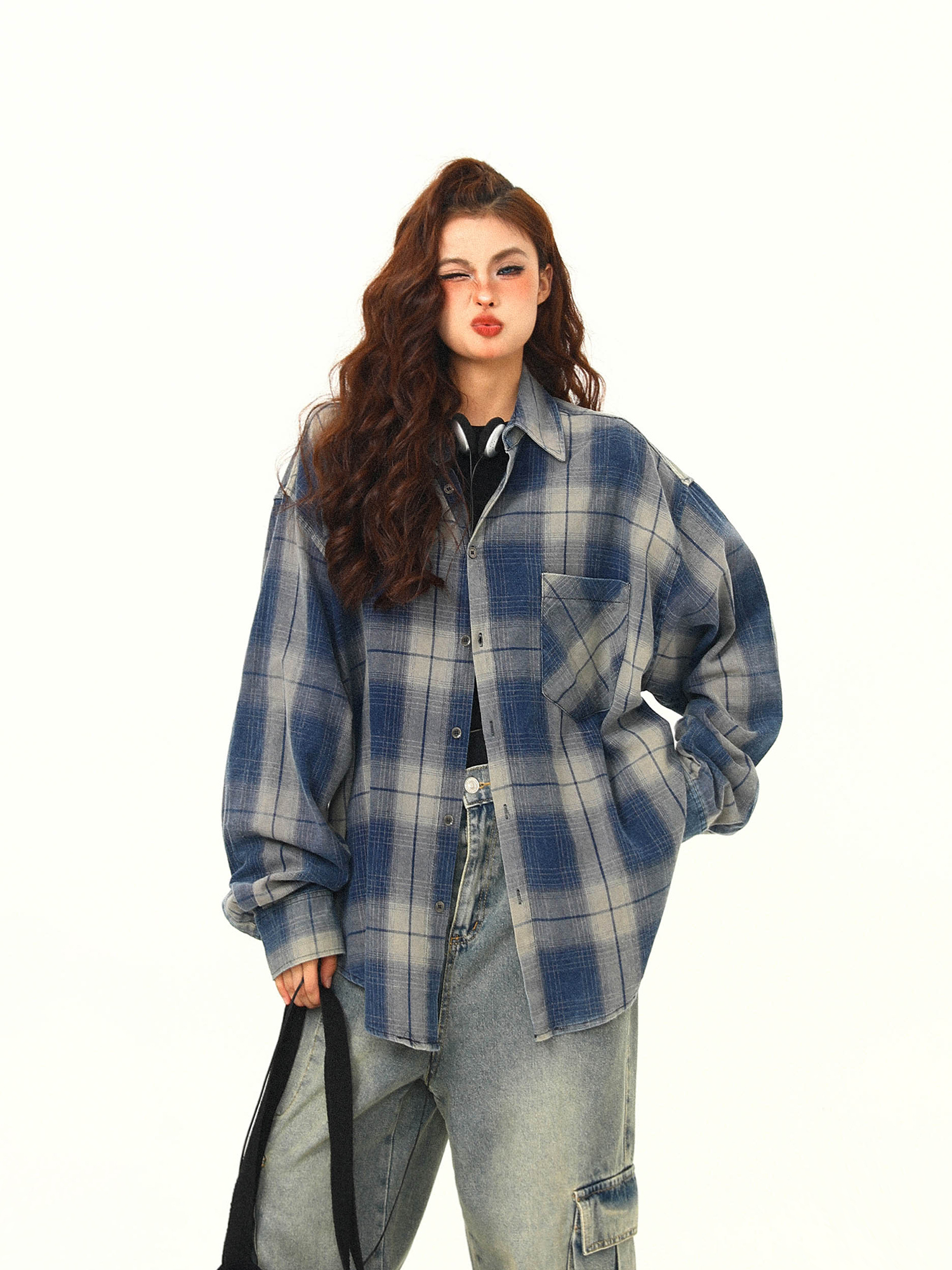 Women's Oversized Plaid Shirt - Retro American Street Style, Loose Fit Checkered Top for Autumn Fashion