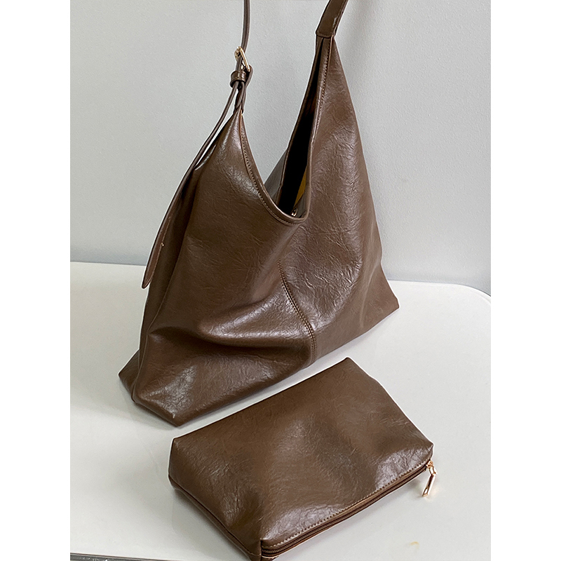 Women's Retro Large Capacity Tote Bag - Spring Summer 2025 Niche Design Crossbody Shoulder Bag for Commuting