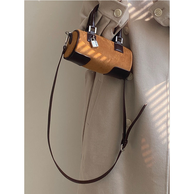 Women's Retro Lock Buckle Handbag - Spring Summer 2025 Shoulder Crossbody Small Bag - Niche Design Fashion Accessory