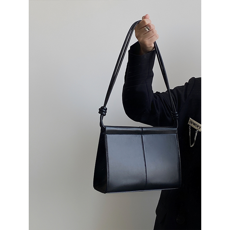 Women's Retro Underarm Bag - Versatile High-End Single Shoulder Handbag for Spring & Summer 2025 Fashion