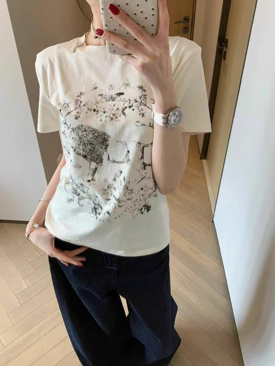 Women's Slim-Fit Short Sleeve T-Shirt with American Retro Lion Sketch Print - Summer Sweet & Spicy Style