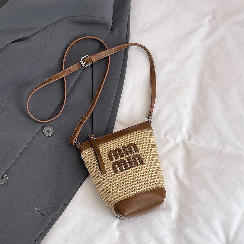 Woven Straw Bucket Bag for Women - Summer Seaside Vacation Crossbody Phone Bag 2025