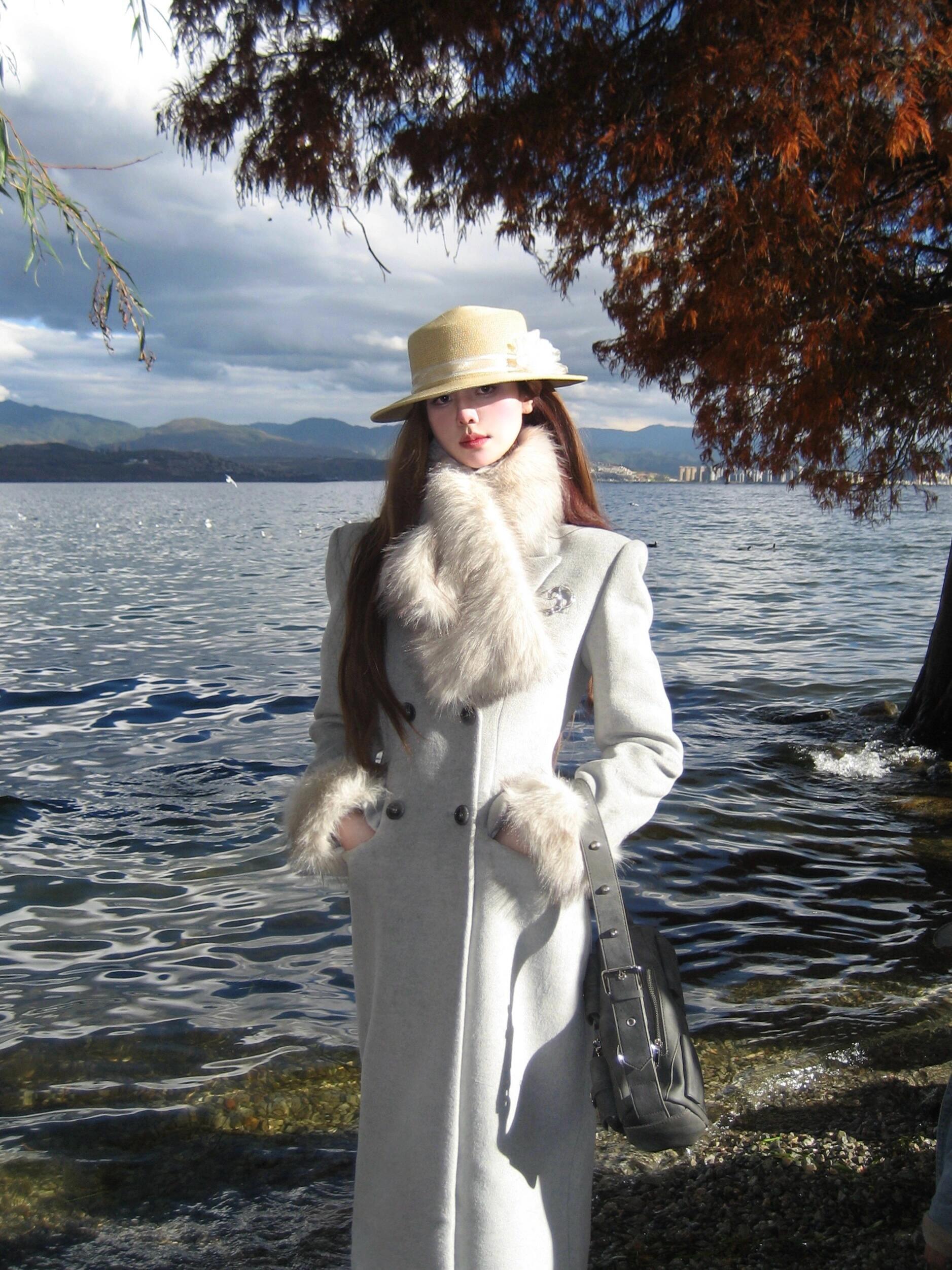 2025 Autumn Winter Women's Hourglass Waist Woolen Coat - Mid-Length Thickened Design for Chic Style