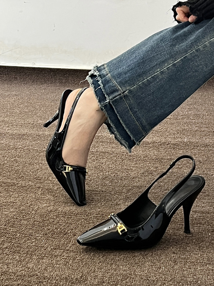 2025 French Niche High Heel Sandals for Women, Black Closed-Toe Shoes with Buckle, Elegant Fine Heels, Sensual Style