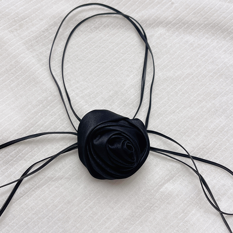 2025 Handmade Retro Rose Flower Choker Necklace & Wrist Chain Set - Stylish Silk Accessory for Internet Celebrities