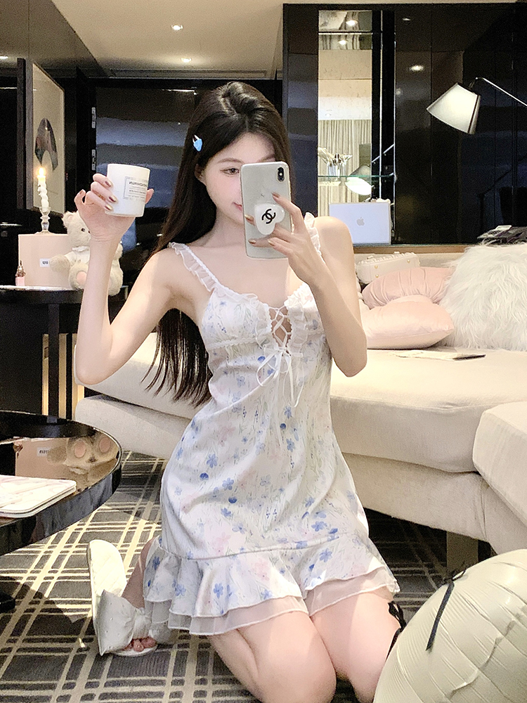 2025 New Style Oil Painting Lace Sexy Nightgown for Women - Summer Fairy Sleepwear with Chest Pad Home Dress