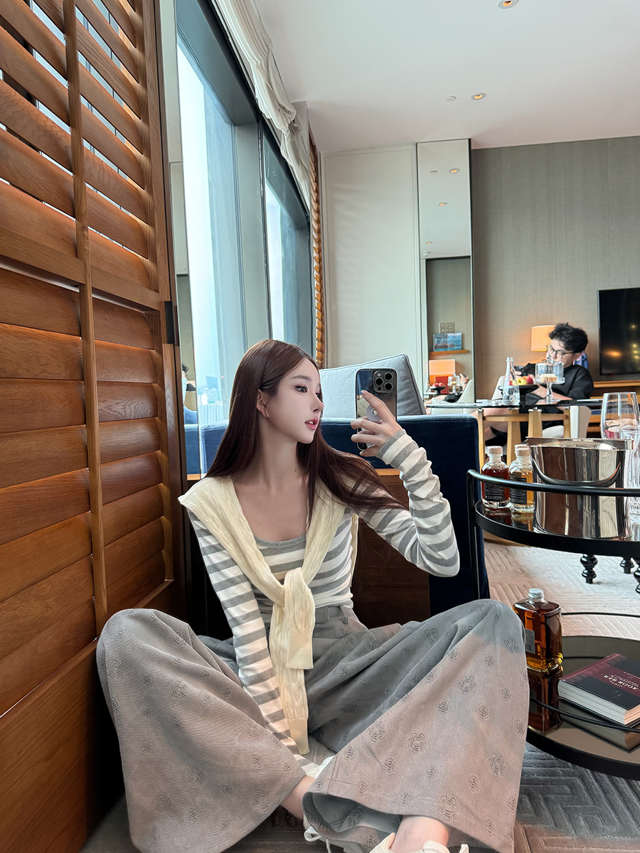 2025 Spring Summer Women's Knitted Striped Wide-Leg Casual Pants - Loose Fit Relaxation Style