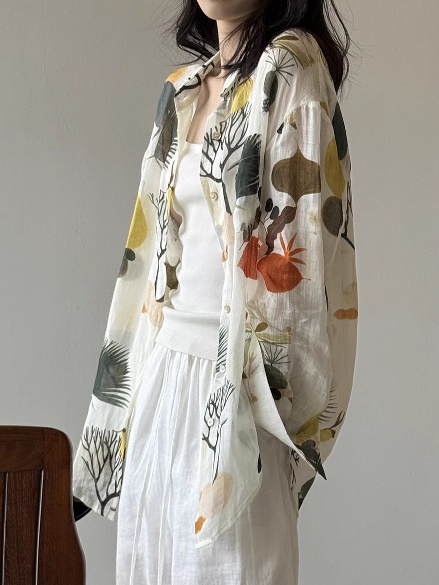 2025 Summer Women's French Floral Long Sleeve Shirt - High-End Printed Sun Protection Blouse for Holiday Style