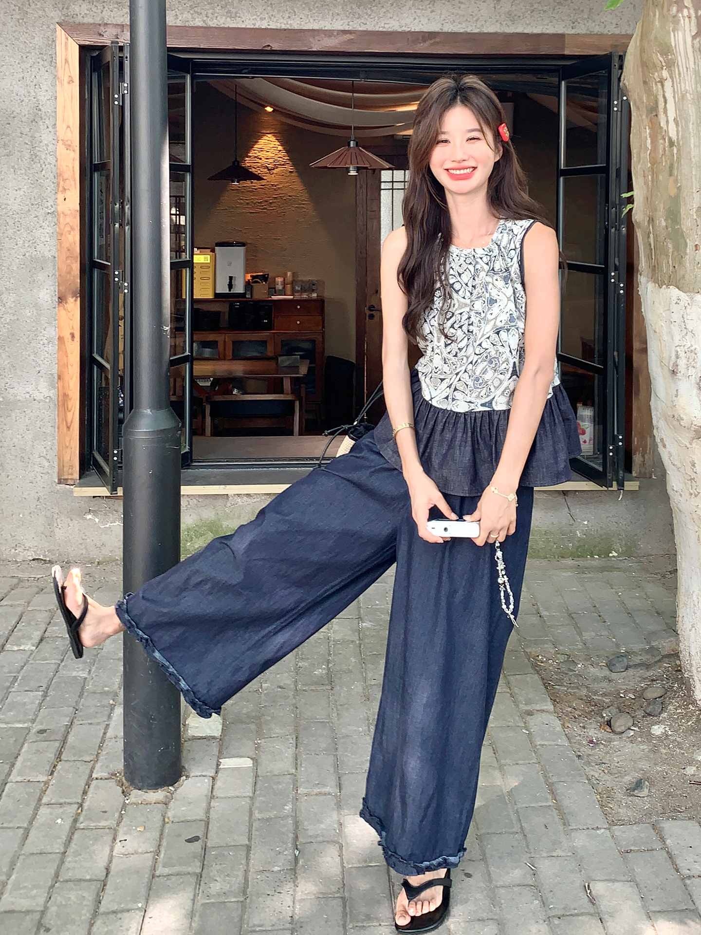 2025 Summer Women's Retro Patchwork Sleeveless Vest and Denim Wide-Leg Pants Two-Piece Set, Casual Y2K Style