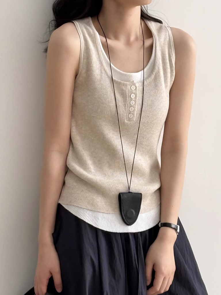 2025 Summer Women's Slim Fit Fake Two-Piece Knitted Vest - Versatile Fashionable Sleeveless Top