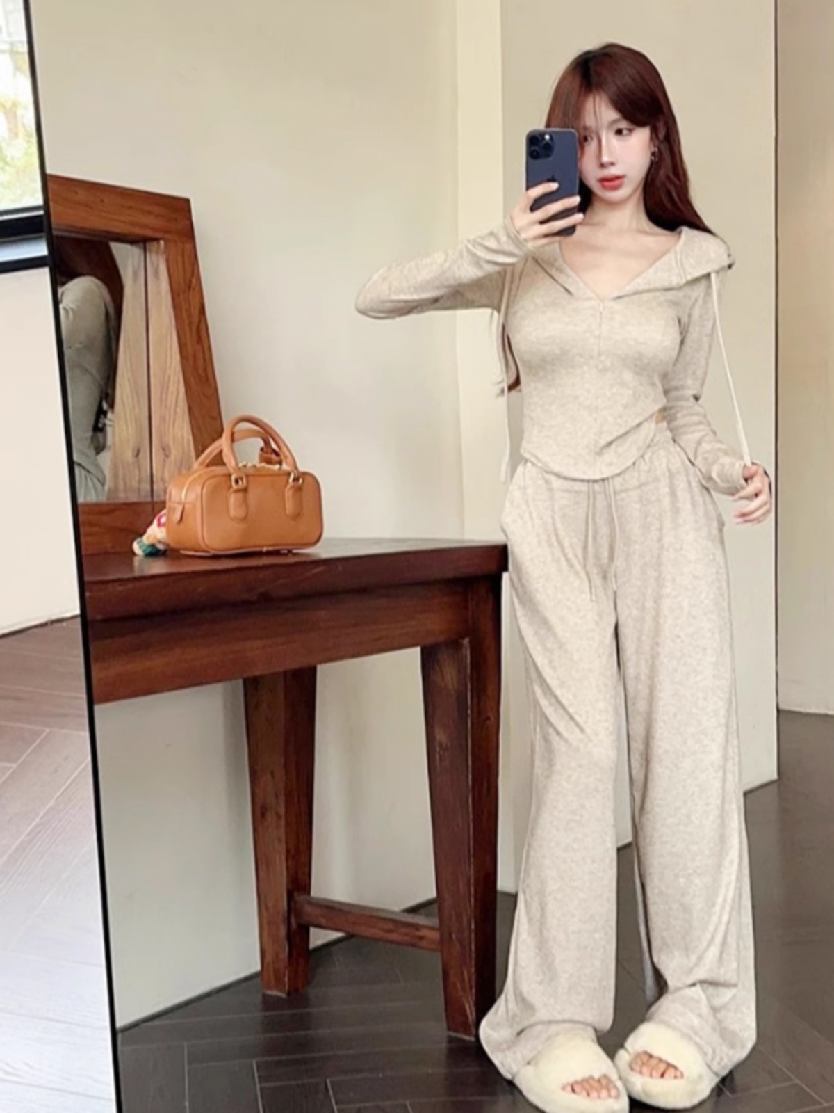 2025 Trendy Street Fashion Casual Hooded Sweatshirt and Wide-Leg Pants Set for Petite Women