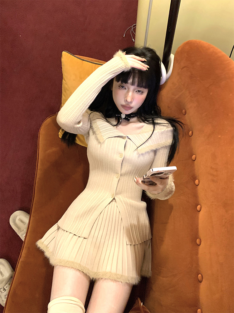 Adorable Lazy Girl Two-Piece Sweater Set with High-Waisted Pleated Skirt - Trendy Square Style Outfit for Y2K and 90s Fashion Lovers