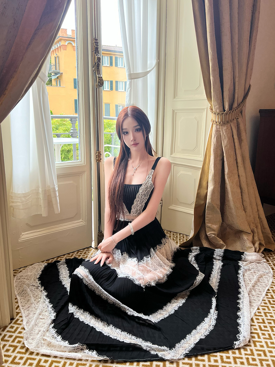 Black Ribbon Lace Splicing Dress - Women's Sling Dress in Socialite Style, Light Luxury Niche Design for Elegant Occasions