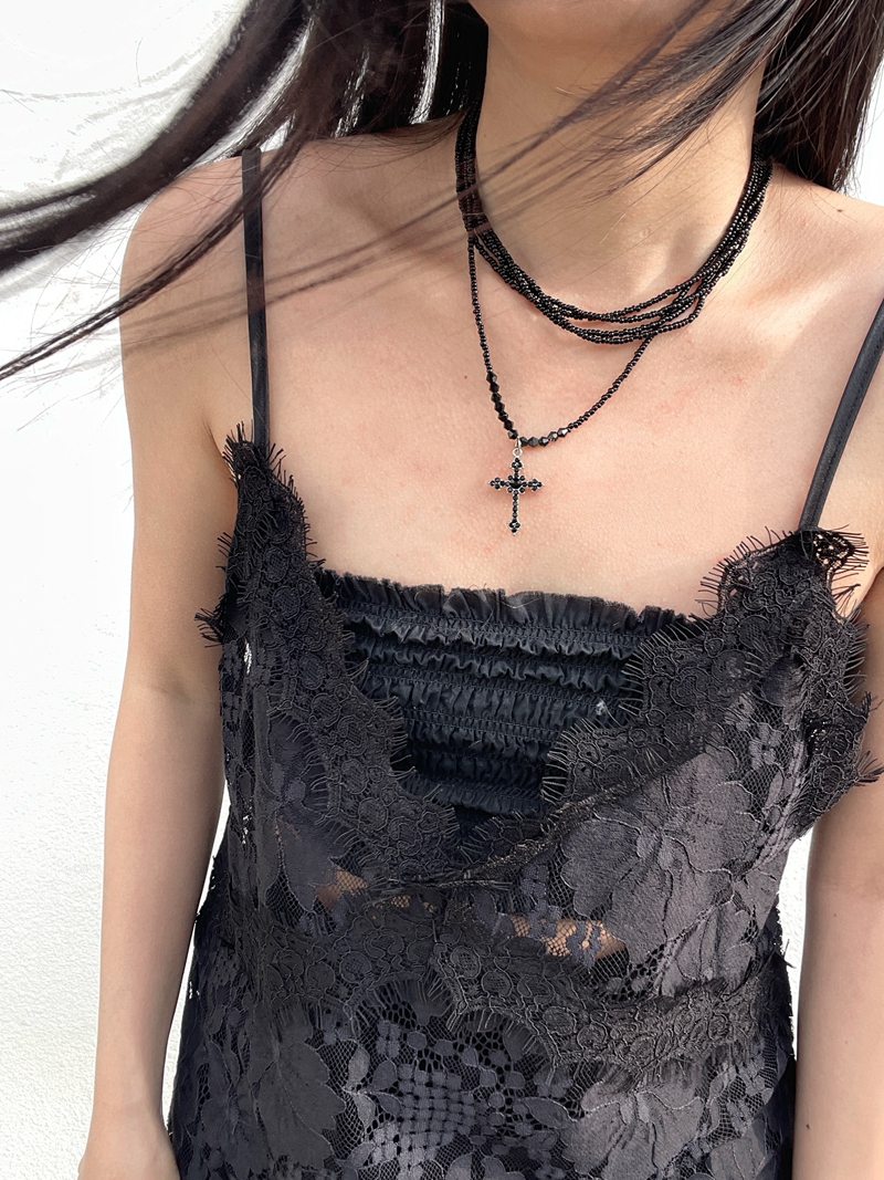 Black Vintage Spicy Girl Cross Pendant Necklace - Double Layer Crystal Punk Women's Clavicle Chain, High-End Ins Style