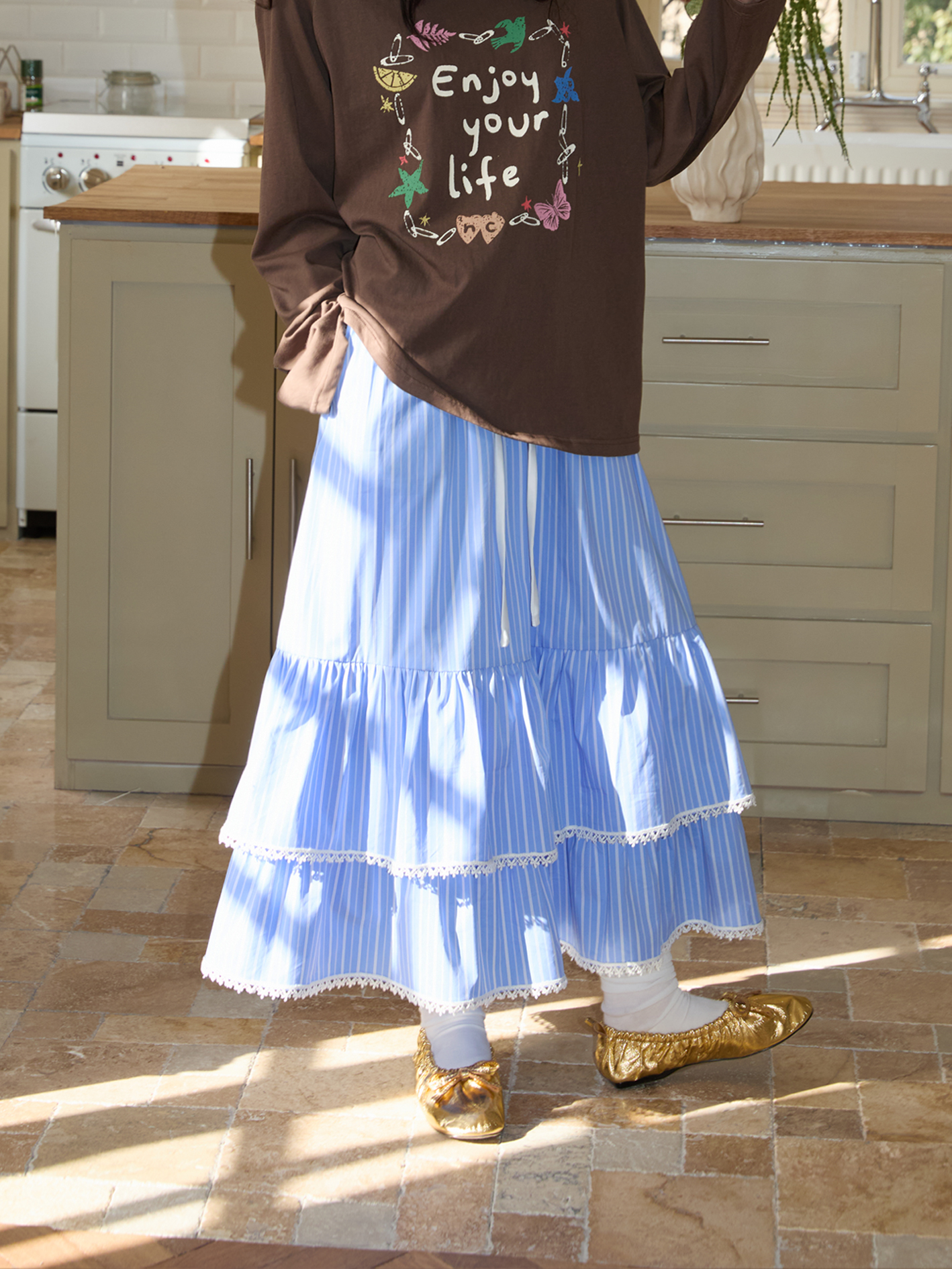 Blue Striped Lace Half Skirt - Elegant A-Line Design, Slimming Cake Style, Perfect for Beach Outings and 90s Inspired Looks