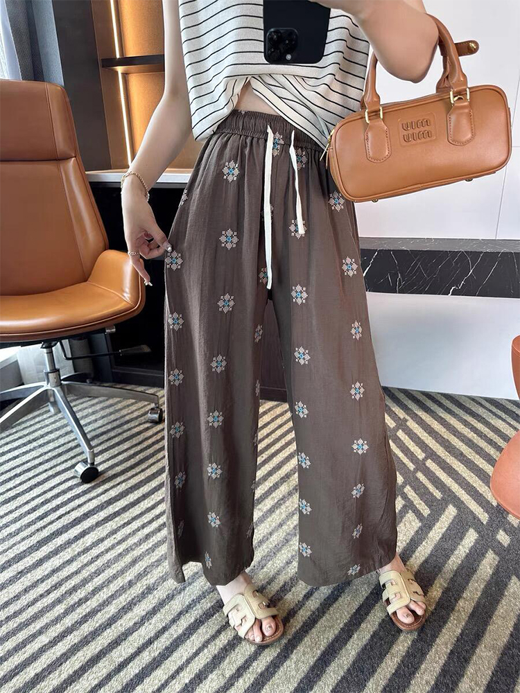 Brown Floral Loose Pants for Women - Lightweight & Breathable Summer Style 2025, Flattering for Pear-Shaped Figures, Relaxed Fit Walking Pants