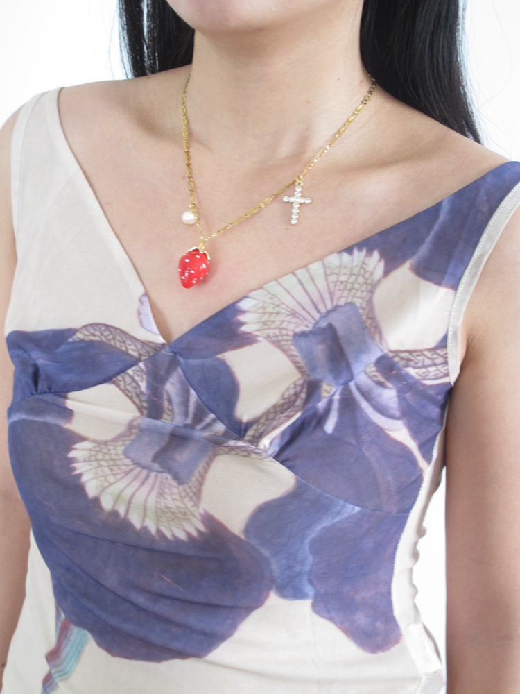 Chic Strawberry Pendant Necklace - High-End Pearl Clavicle Chain, Light Luxury Korean Style Daily Versatile Women's Jewelry