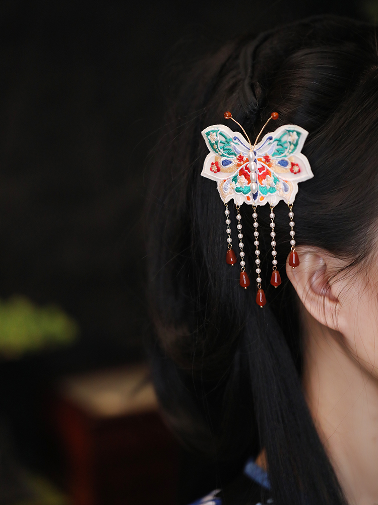 Chinese-Style Butterfly Embroidered Hair Clip with Tassels - Hanfu Headdress Side Clip for Forest Style Qipao Looks
