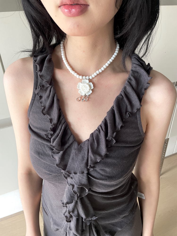 Chinese-Style Floral Shell Textured Natural Stone Necklace, Versatile Beaded Clavicle Chain for Elegant High-End Style