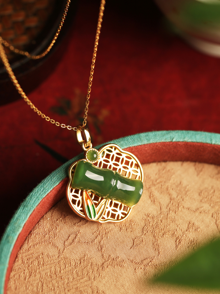 Chinese Style Natural Hetian Jade Green Bamboo Joint Ruyi Lock Pendant Necklace with Pure Silver and Gold Inlay for Women