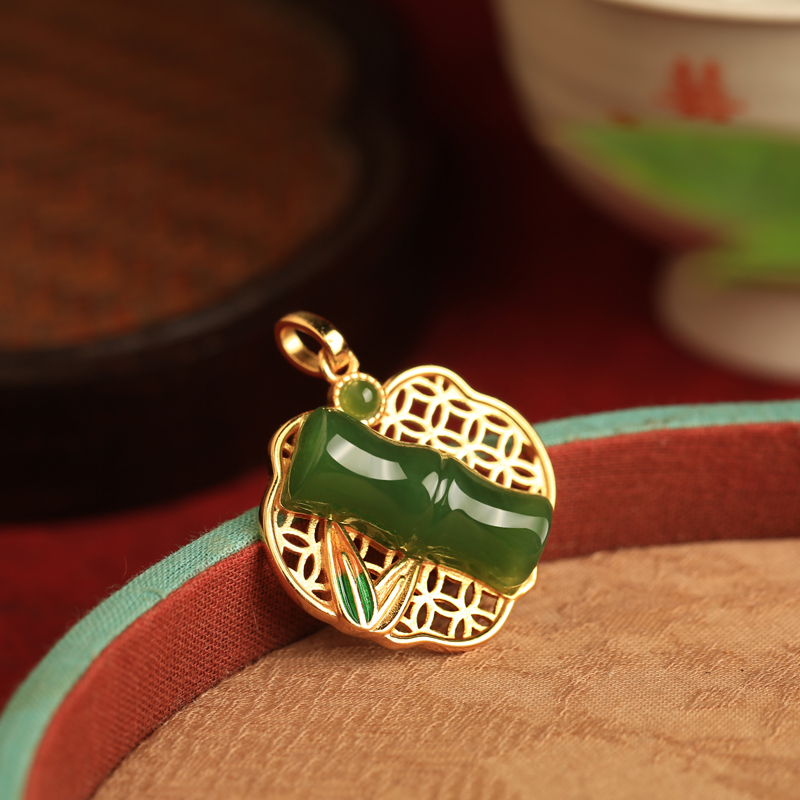 Chinese Style Natural Hetian Jade Green Bamboo Joint Ruyi Lock Pendant Necklace with Pure Silver and Gold Inlay for Women