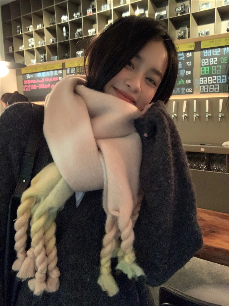 Chunky Braided Gradient Pink Scarf for Women - Oversized Mohair Blend Winter Warm Neck Wrap