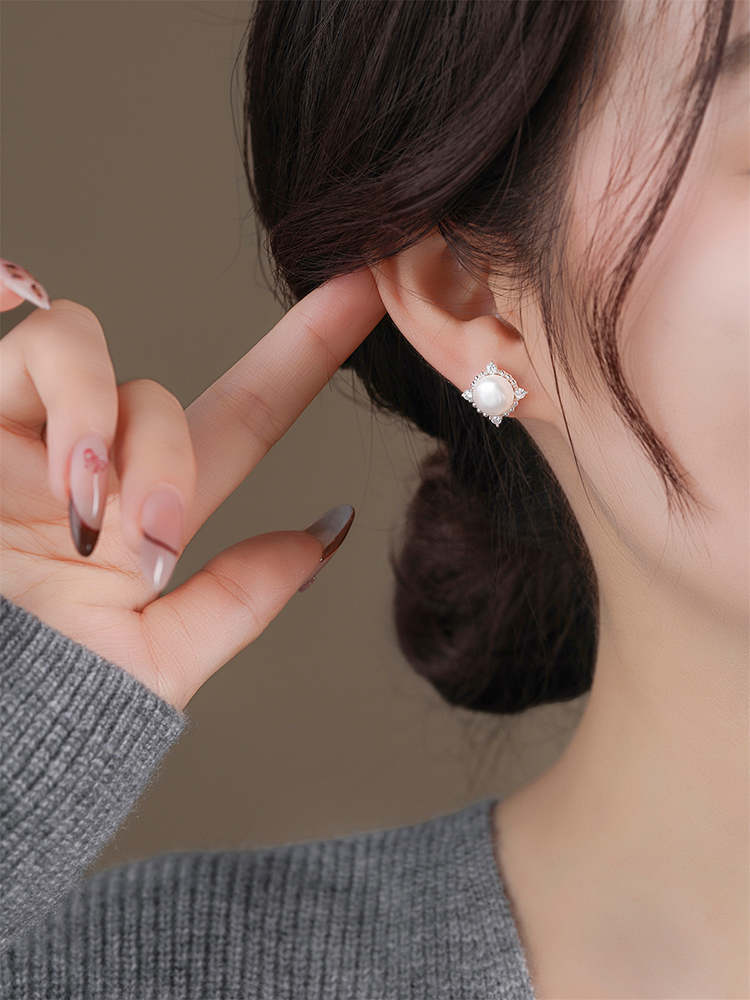 Classy S925 Sterling Silver Pearl Earrings for Women, Delicate Zirconia Small Studs, Elegant Fashion Jewelry for Any Occasion