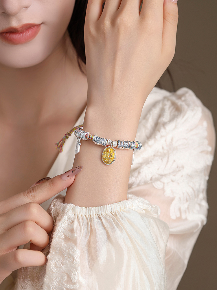 Classy Sterling Silver Bracelet for Women with Yellowè´¢ç¥ž Woven Cord Ornament - Elegant Fashion Accessory