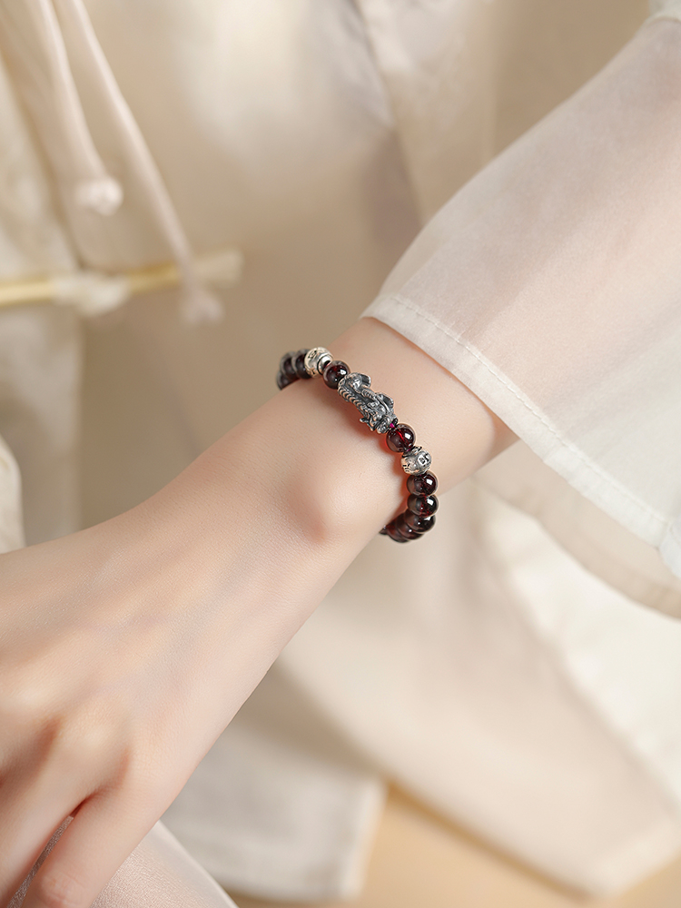 Classy Sterling Silver Pixiu Bracelet for Women with Natural Garnet Lucky Beads - Elegant Feng Shui Jewelry