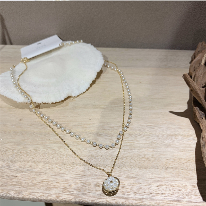 Double-Layer Pearl Necklace - Light Luxury High-End Design Neck Chain for Elegant Style