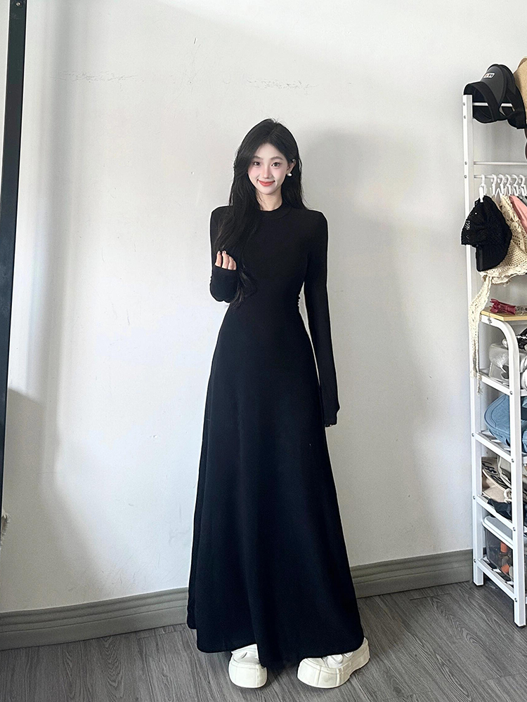 Elegant Black Long Sleeve Bodycon Dress for Women - Waist-Cinching Slim-Fit Design, Body-Hugging Style for Spring Fashion