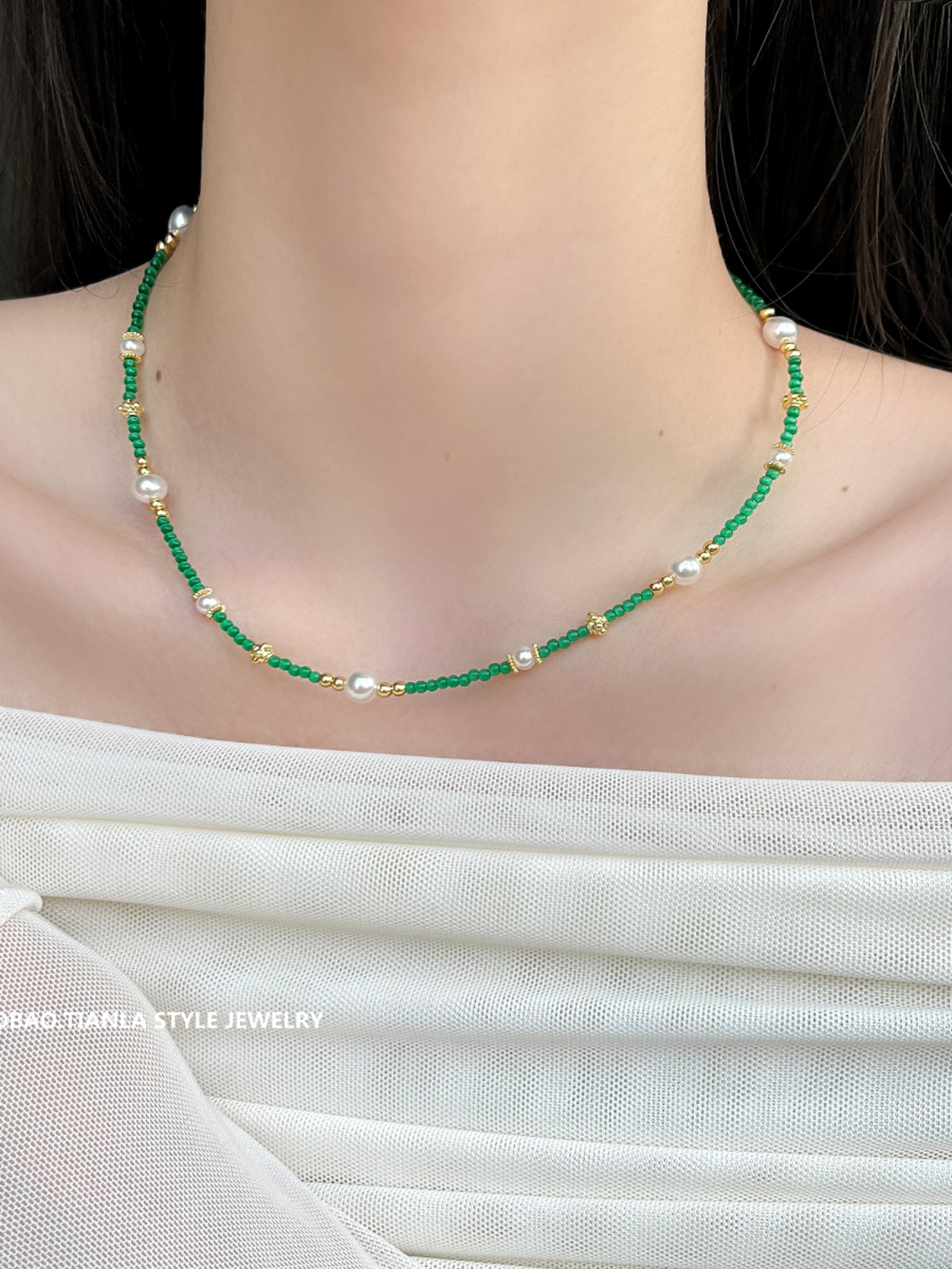 Elegant Green Cat's Eye Stone Pearl Necklace for Women - Versatile Light Luxury Clavicle Chain with Exquisite Millet Beads