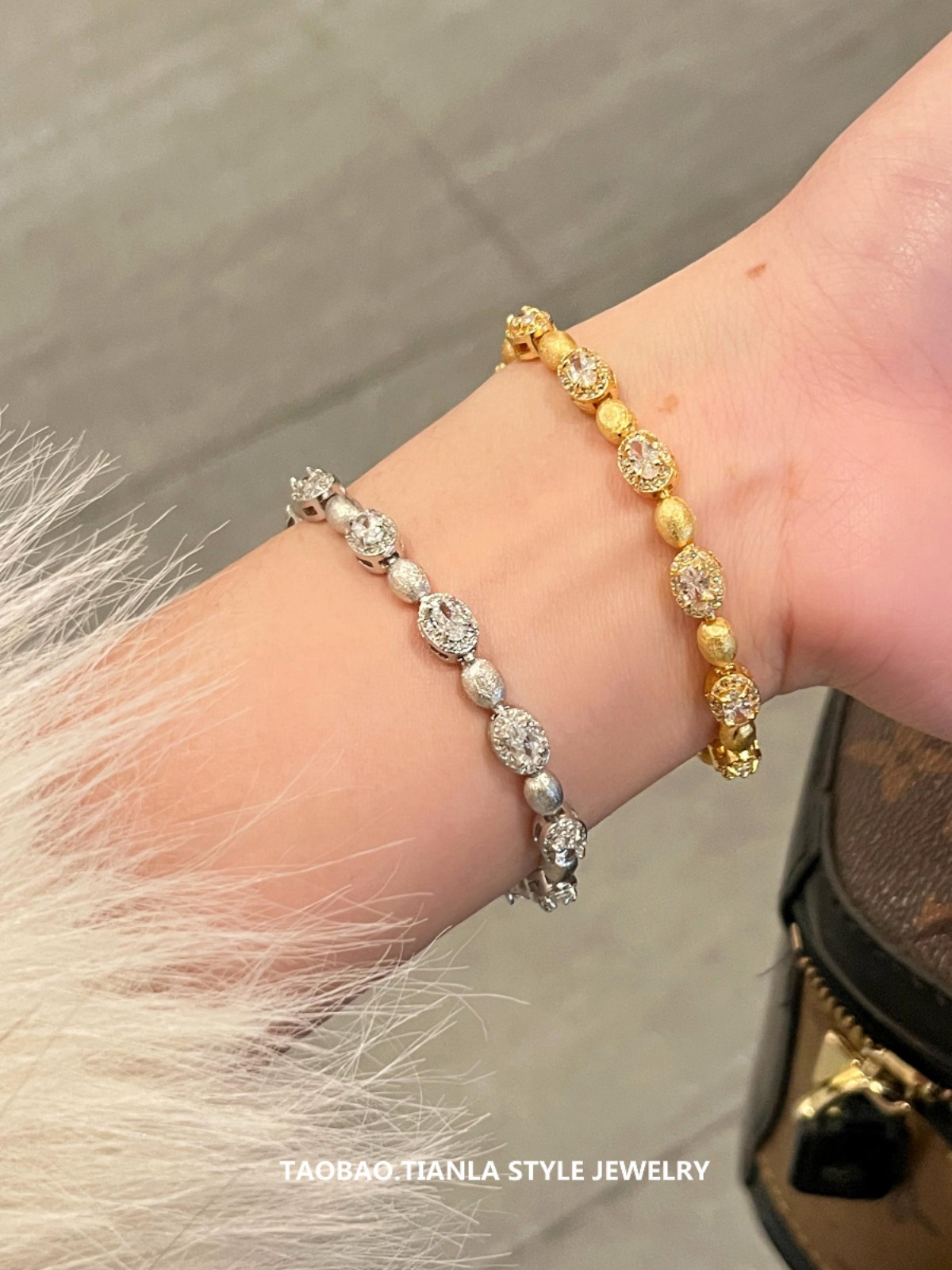 Elegant High Carbon Diamond Bracelet for Women - Old Money Style, Niche Light Luxury Jewelry with Sophisticated Charm
