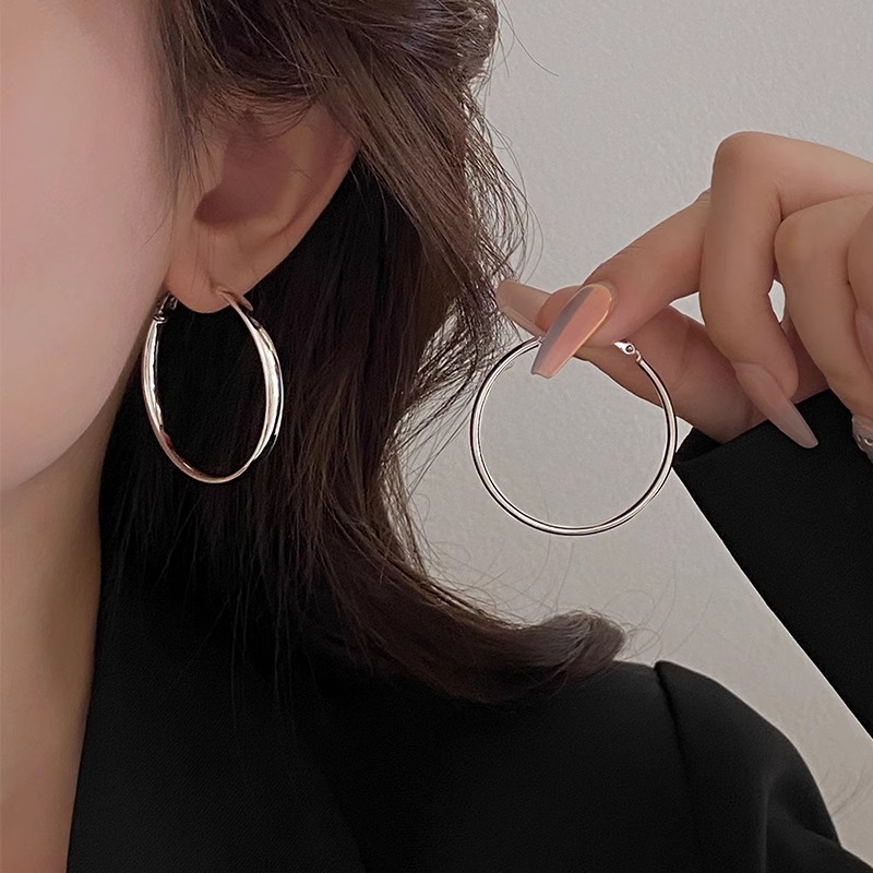 Elegant Large Glossy Hoop Earrings for Women - Simple Stud Design, Chic Parisian Style, Timeless Fashion Accessory