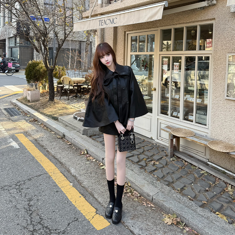 Elegant Niche Silhouette Coat Top for Women - Spring Summer 2025 Fashion, High-End Quality, Trendy Style