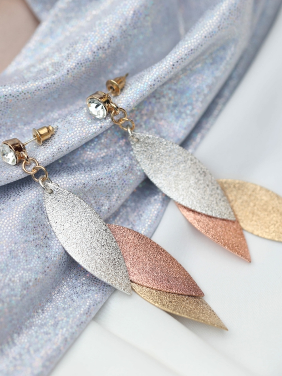 Elegant S925 Silver Leaf Earrings - Three-Color Dangling Ear Accessories for Light Luxury Versatile Style