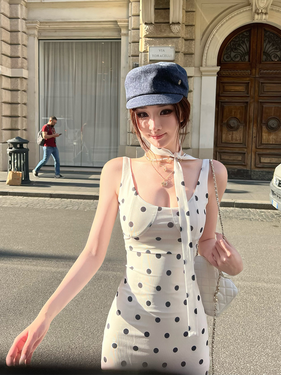 Elegant Sleeveless Long Dress for Tall Women - Summer Outfit, Parisian Style, Chic Fashion, Perfect for Special Occasions
