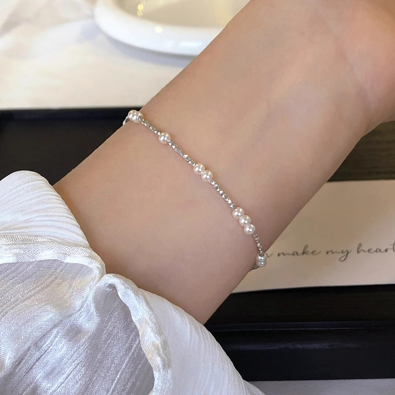 Elegant Starry Sky Pearl Bracelet - High-End Women's Jewelry, Classy French Design, Luxury Fashion Accessory