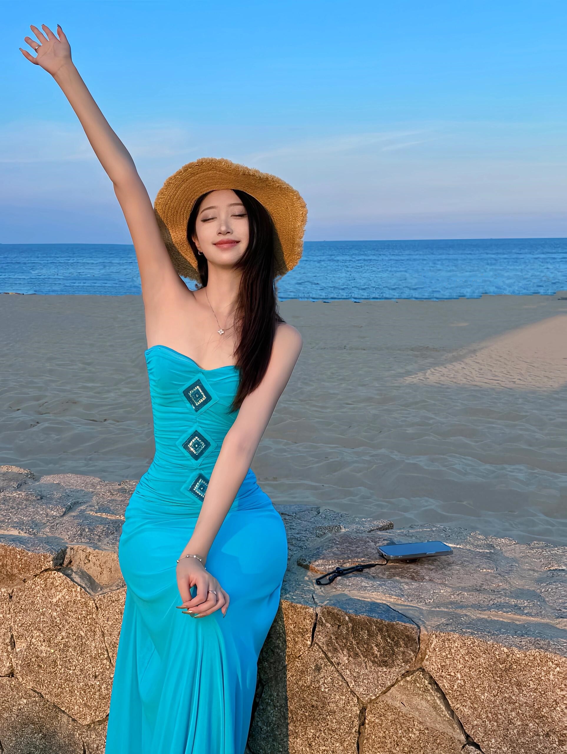 Elegant Strapless Beach Dress - Stunning Sanya Style, Slimming, Sexy Atmosphere, Perfect for Summer, Vacation, and Beach Parties