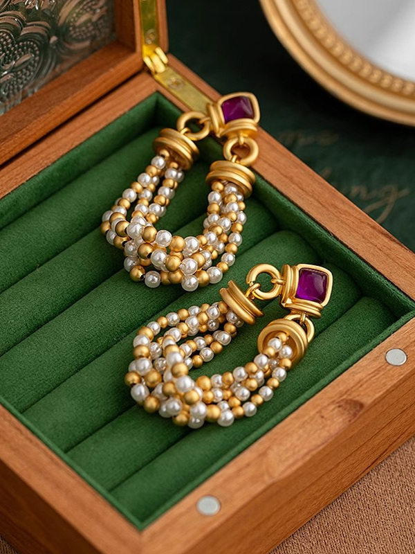 Elegant Tassel Pearl Earrings for Women - High-End Niche Design Jewelry, Chic Ear Accessories for Special Occasions