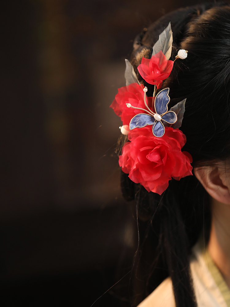Ethereal Silk Embossed Hair Clips, Ancient Style Hair Accessories, Bride's Xiuhe Headdress, Chinese Cheongsam, Horse-Face Skirt Decor
