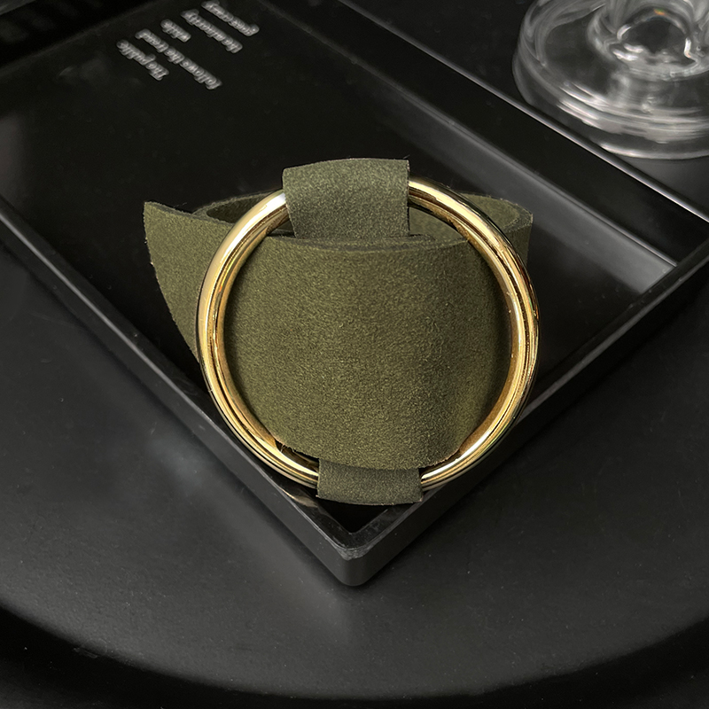 Exaggerated Round Ring Bracelet for Women - Stylish & Versatile High-End Niche Design Trendy Arm Accessory
